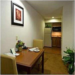 Hotel Poplar And